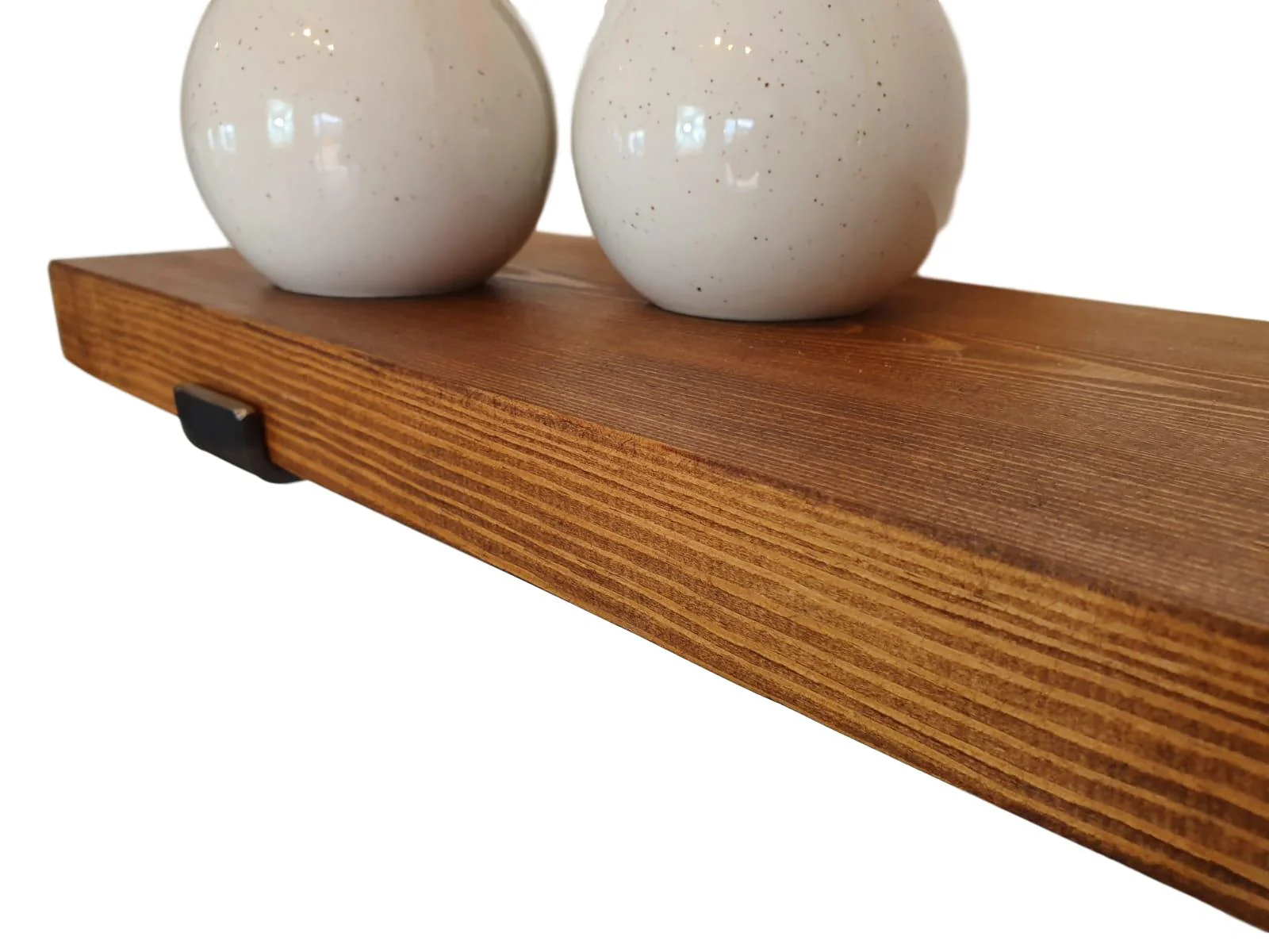 Modern Planed Shelf with Lipped Metal Brackets - Image 5